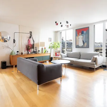 Appartamento Large Bright T4 With Rooftop In - Welkeys