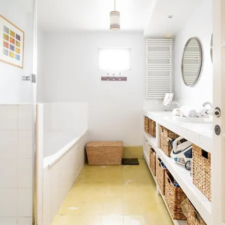 Large Bright T4 With Rooftop In - Welkeys Appartamento *
